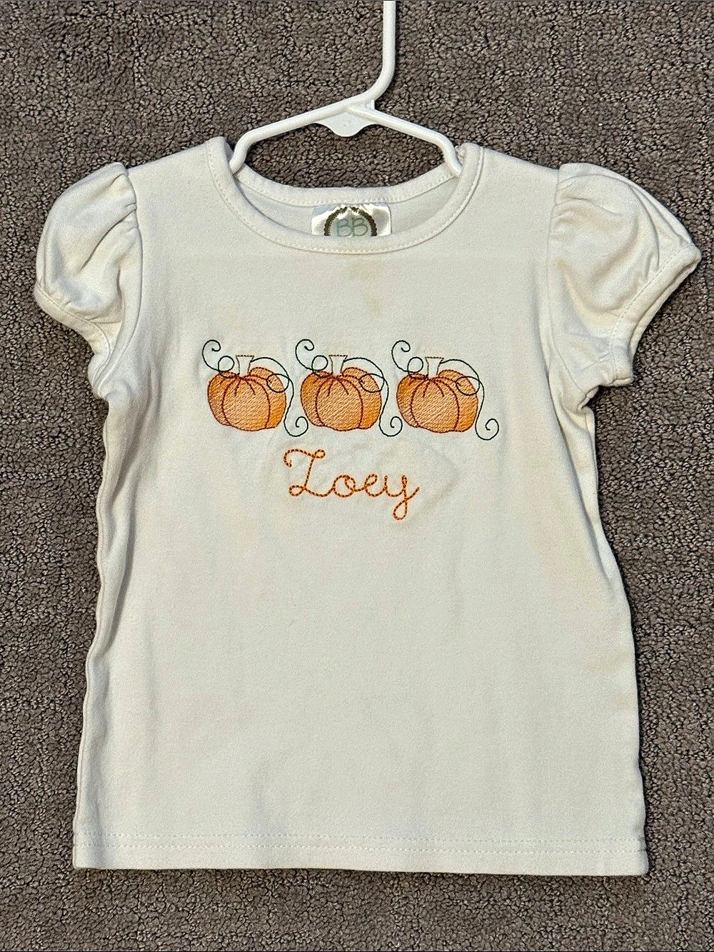 blankie boutique Pumpkin Embroidered Puff Sleeve Tee Size 3T Like New